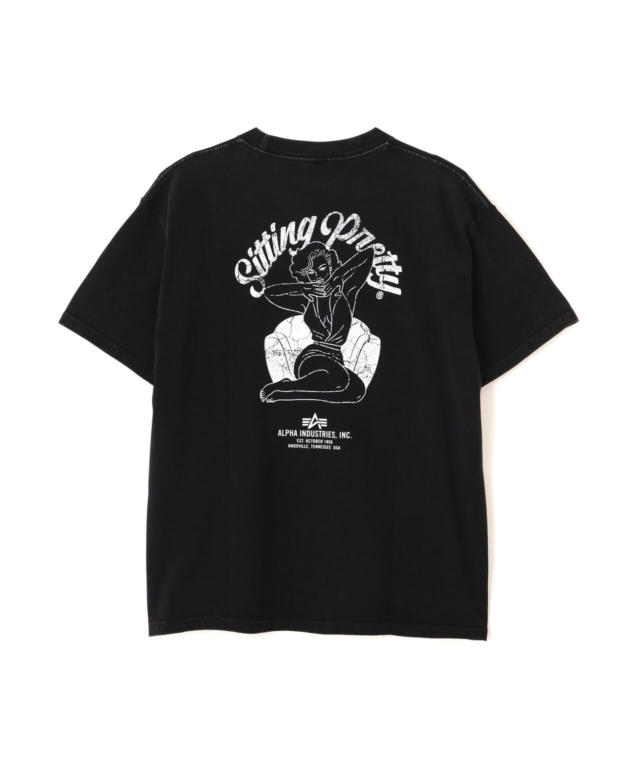 SITTING PRETTY T‐SHIRT