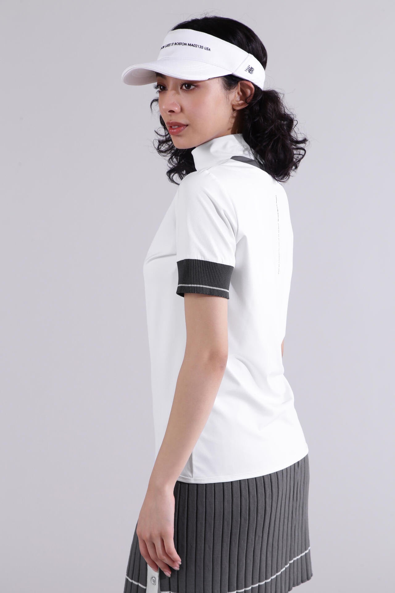 【直営店舗限定】ハーフスリーブ モックネック プルオーバー (WOMENS)