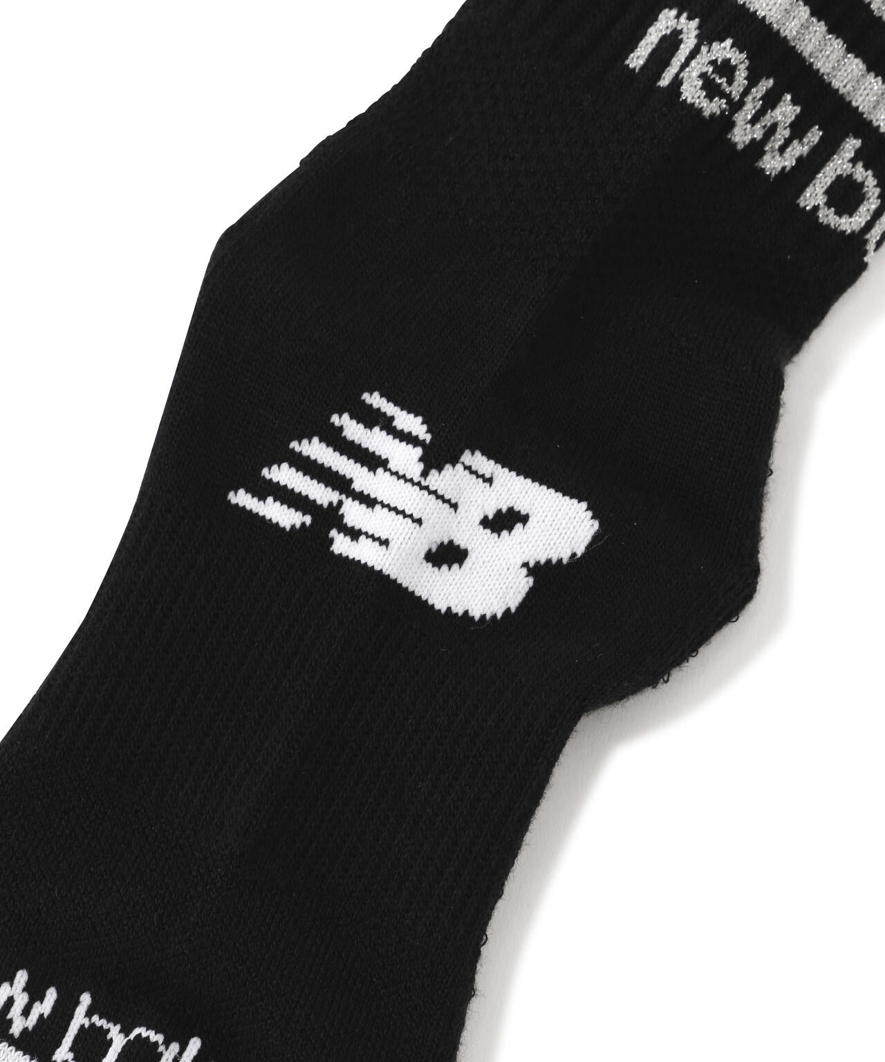 抗菌防臭 ラメライン ミディアムショートソックス (WOMENS)