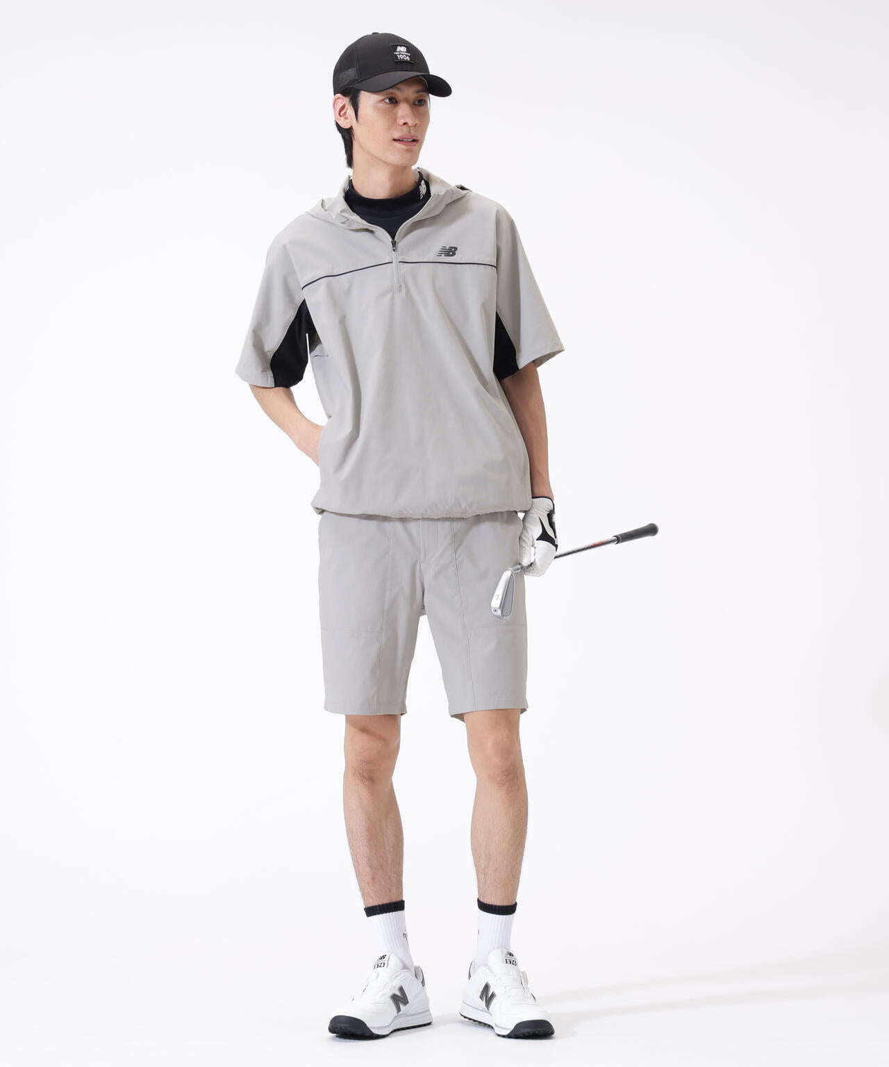 Height: 185cm    Chest: 81cm   Waist: 68cm　Hips: 90cm 着用サイズ：5