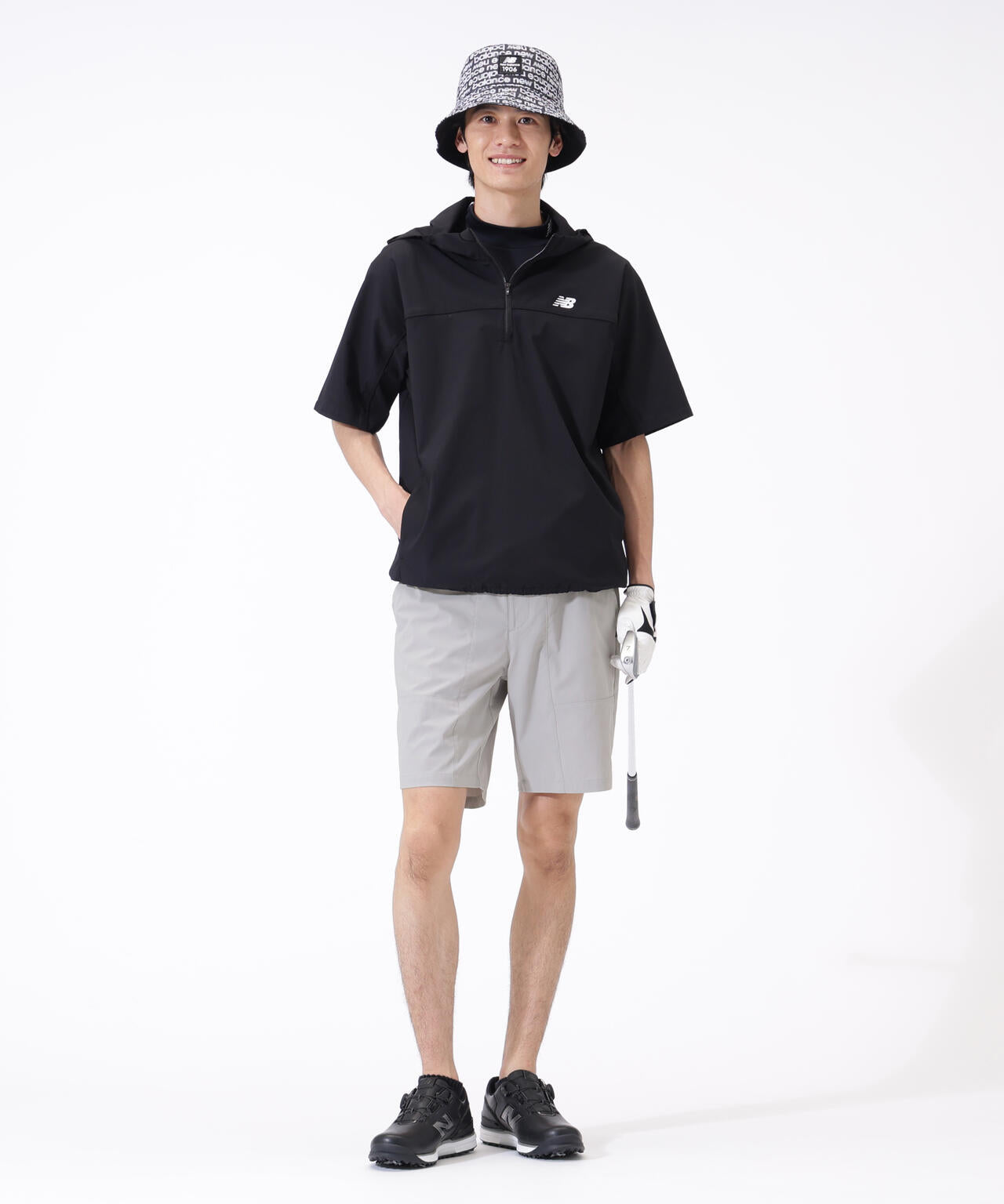 Height: 185cm    Chest: 81cm   Waist: 68cm　Hips: 90cm 着用サイズ：5