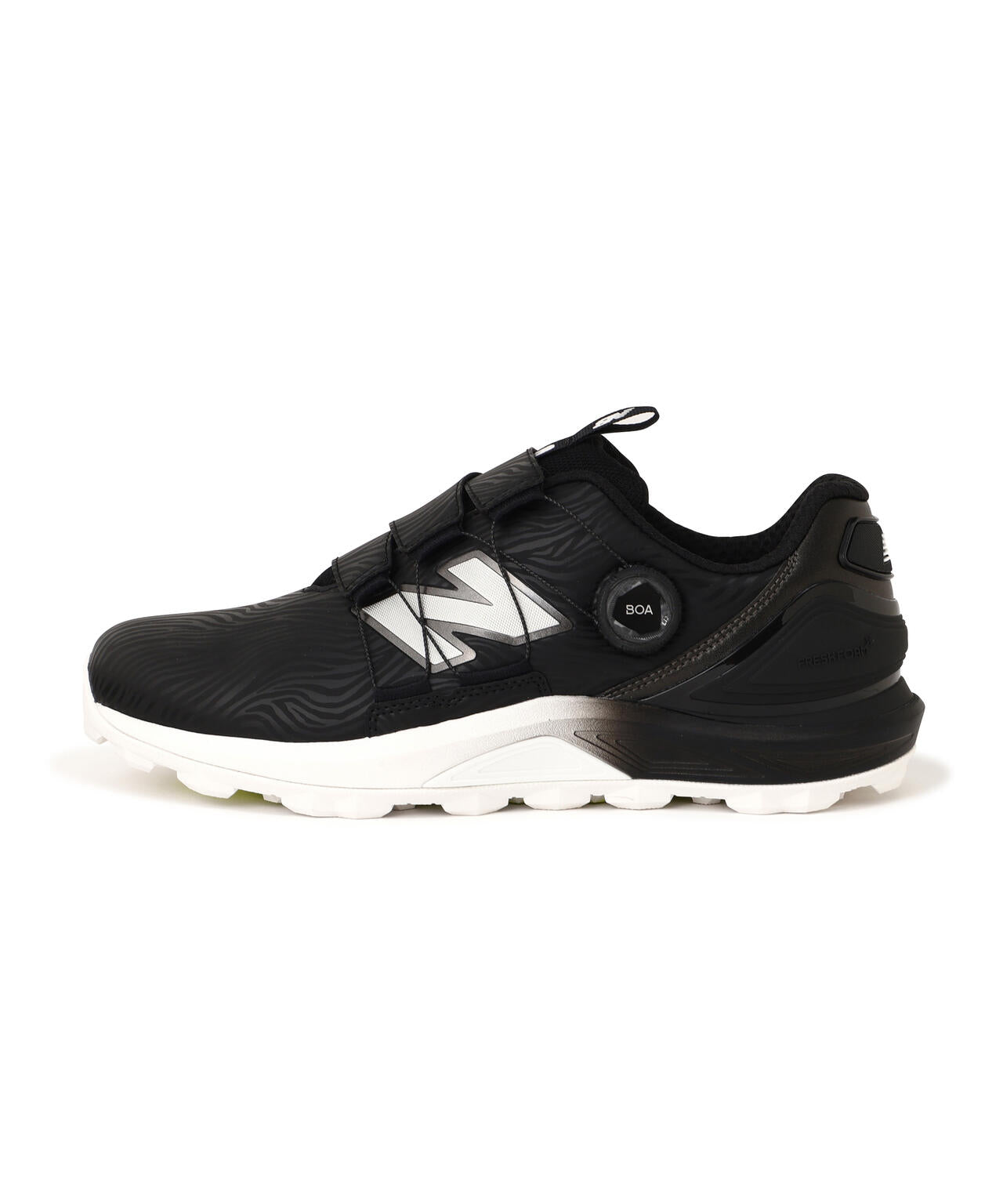 UG2500XC スパイクレスシューズ (UNISEX)