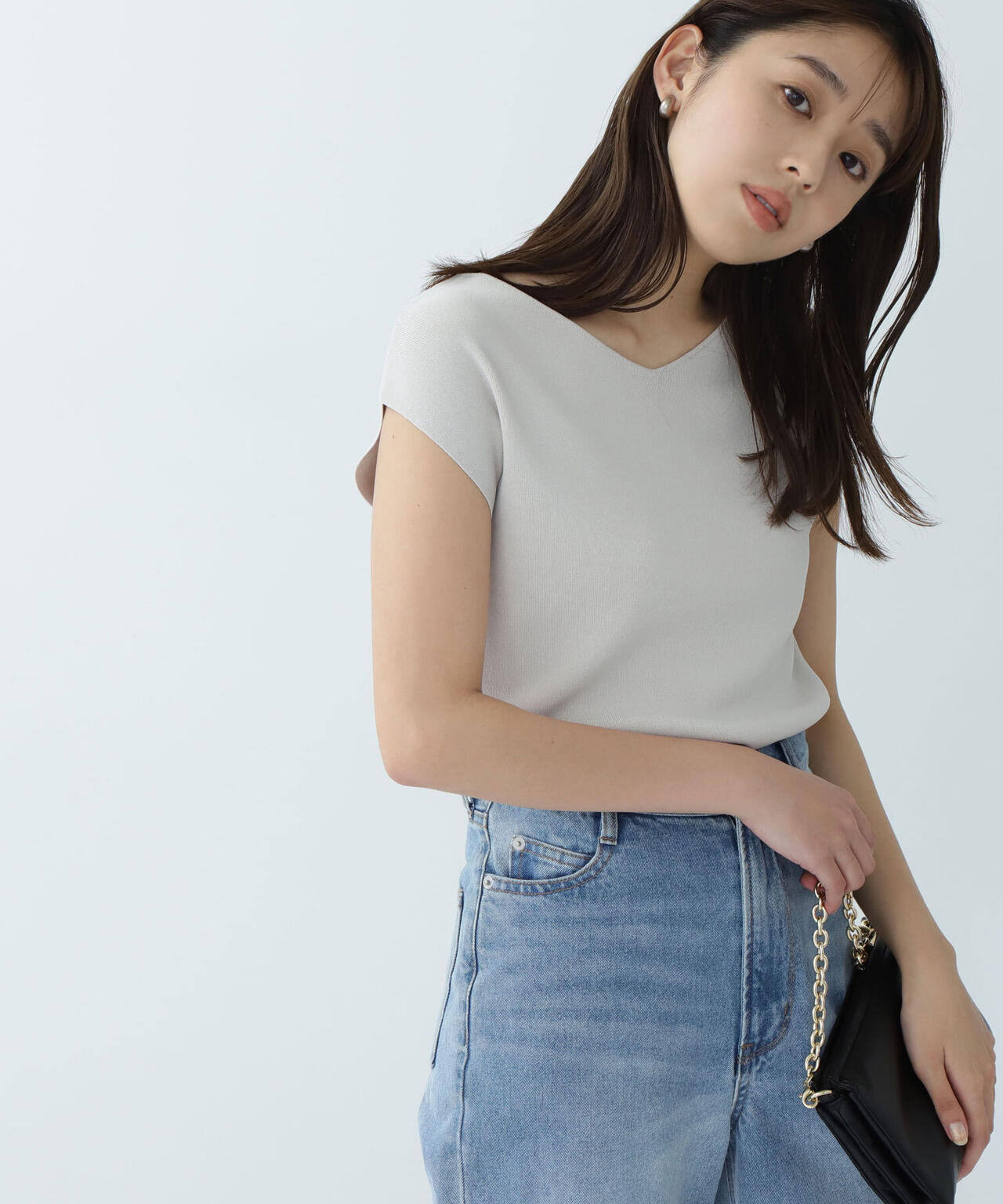 総針ベーシックシリーズ Vネックニット*