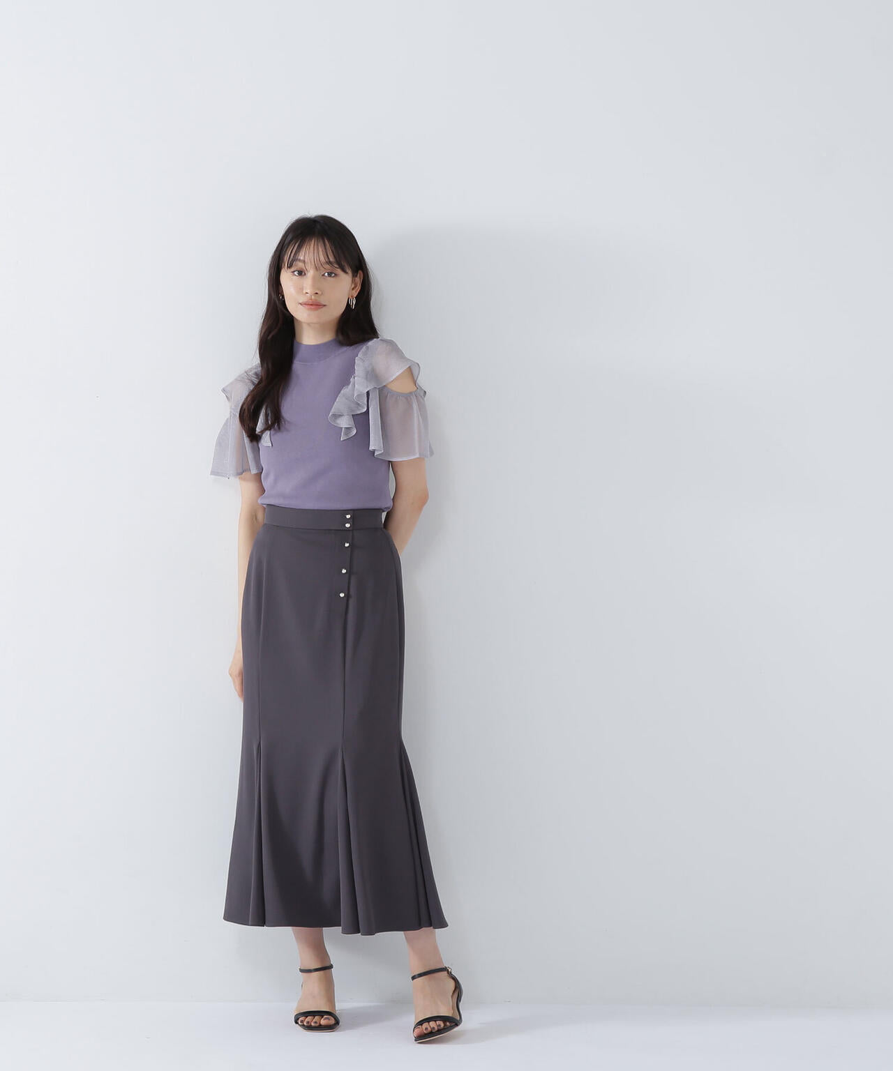 ラッフルシアースリーブニット*