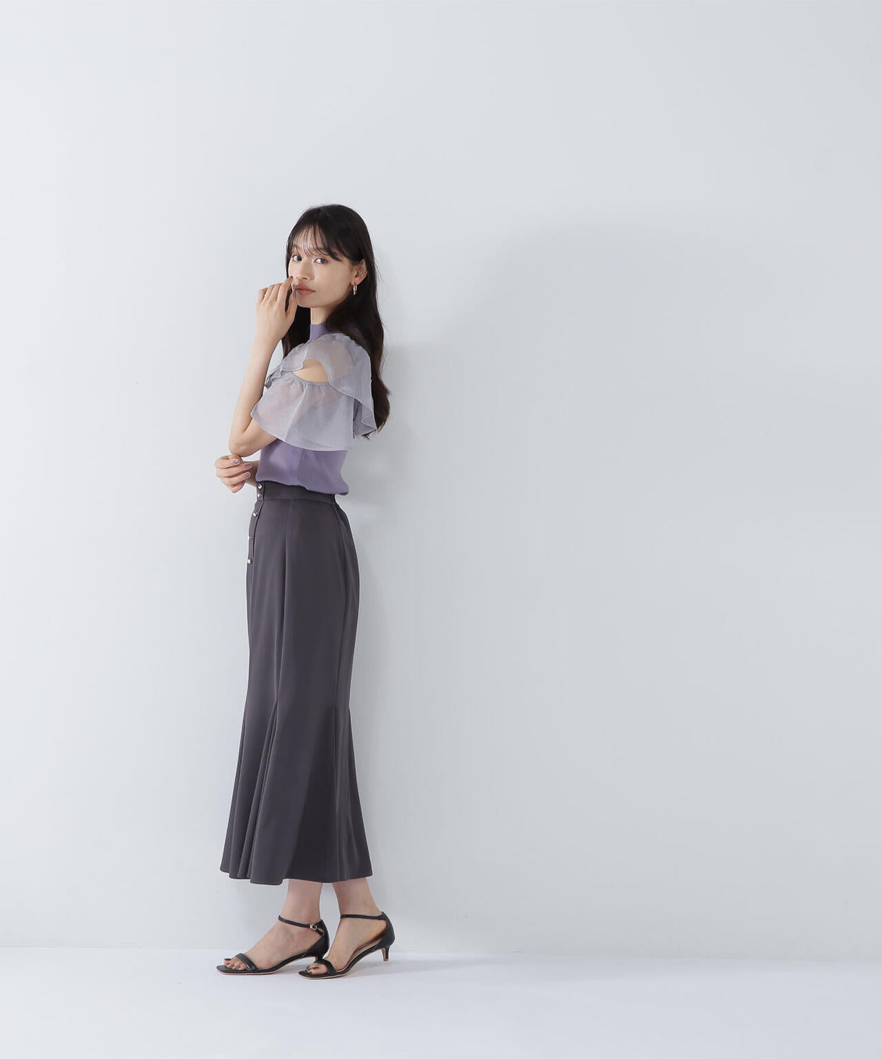 ラッフルシアースリーブニット*