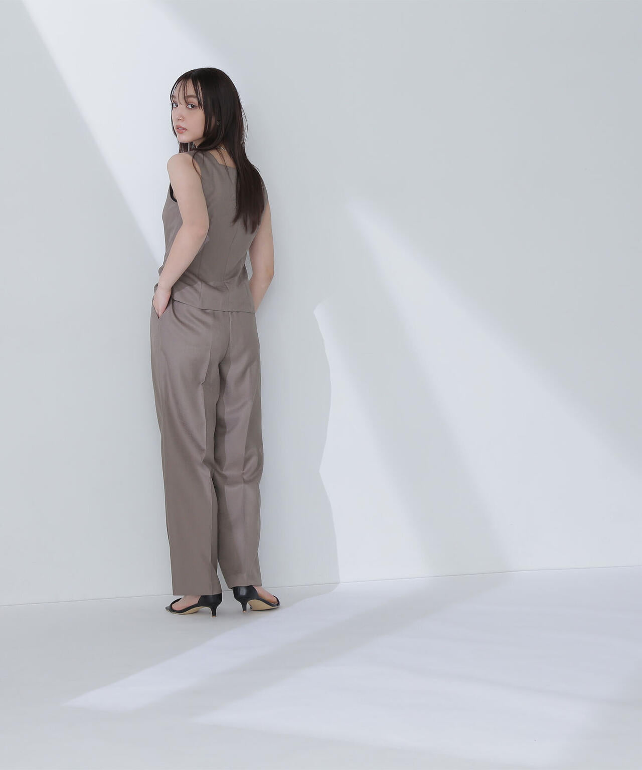 リネンライクツイルシリーズ ストレートパンツ*