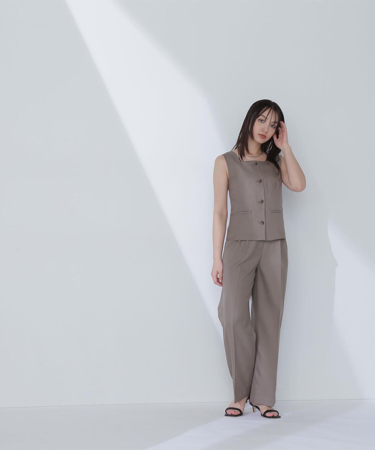 リネンライクツイルシリーズ ストレートパンツ*