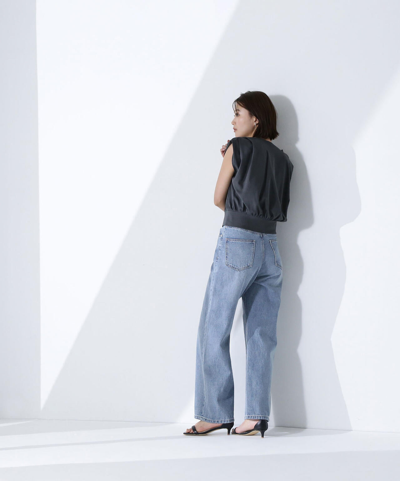 タックショルダージップベスト*