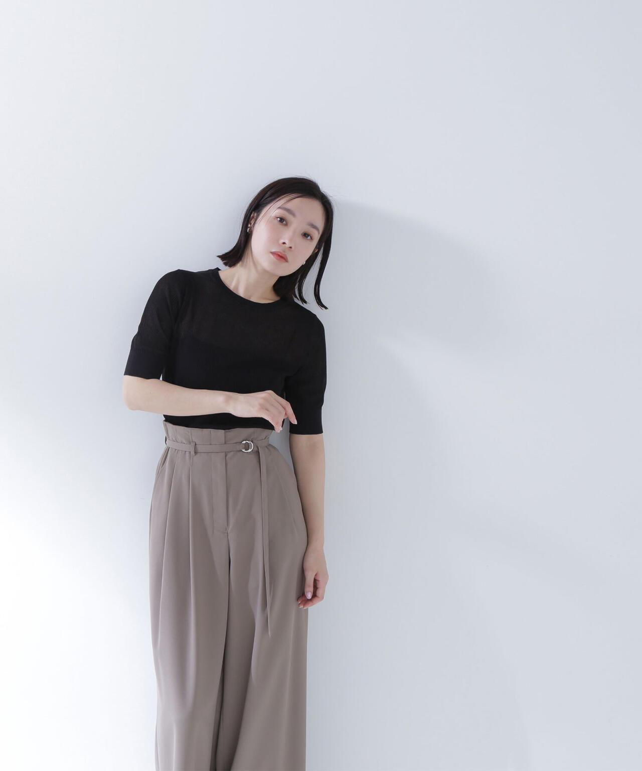 クルーネックシアーリブニット*