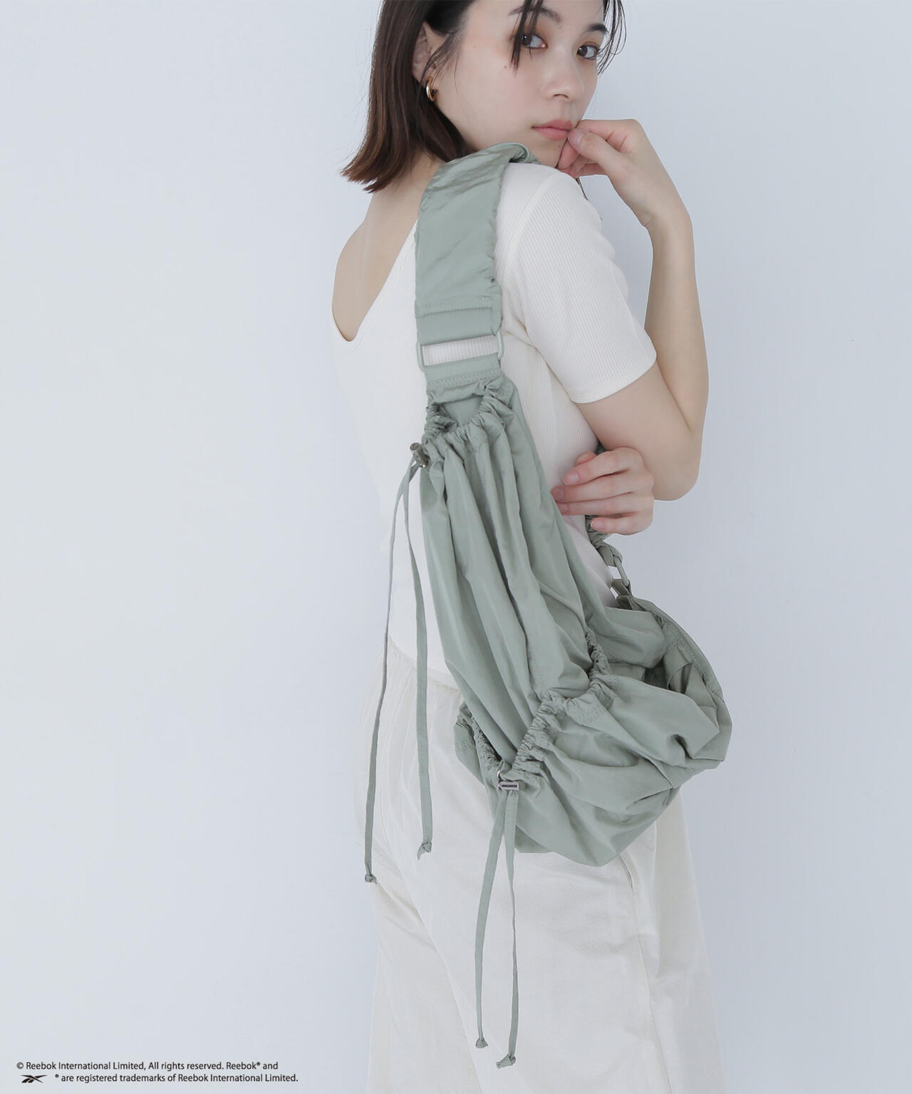 【THINK BEAUTY】Reebok DRAWSTRING BAG*
