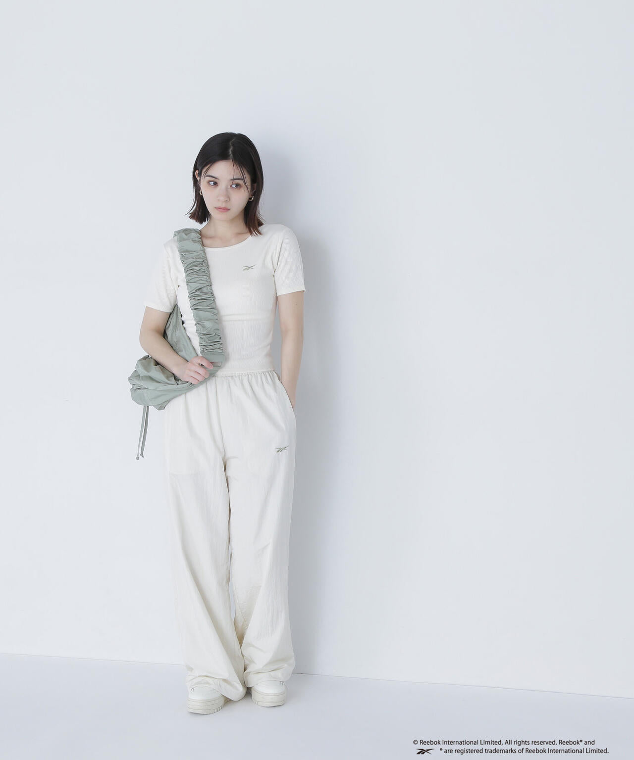 【THINK BEAUTY】Reebok DRAWSTRING BAG*