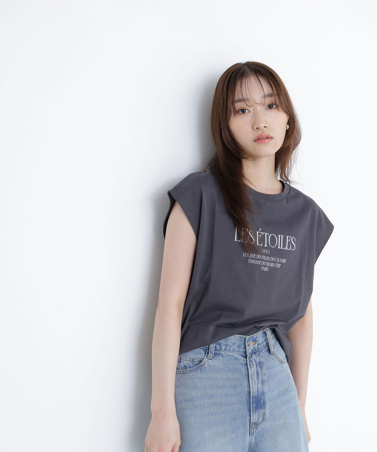 フレンチスリーブロゴTシャツ*