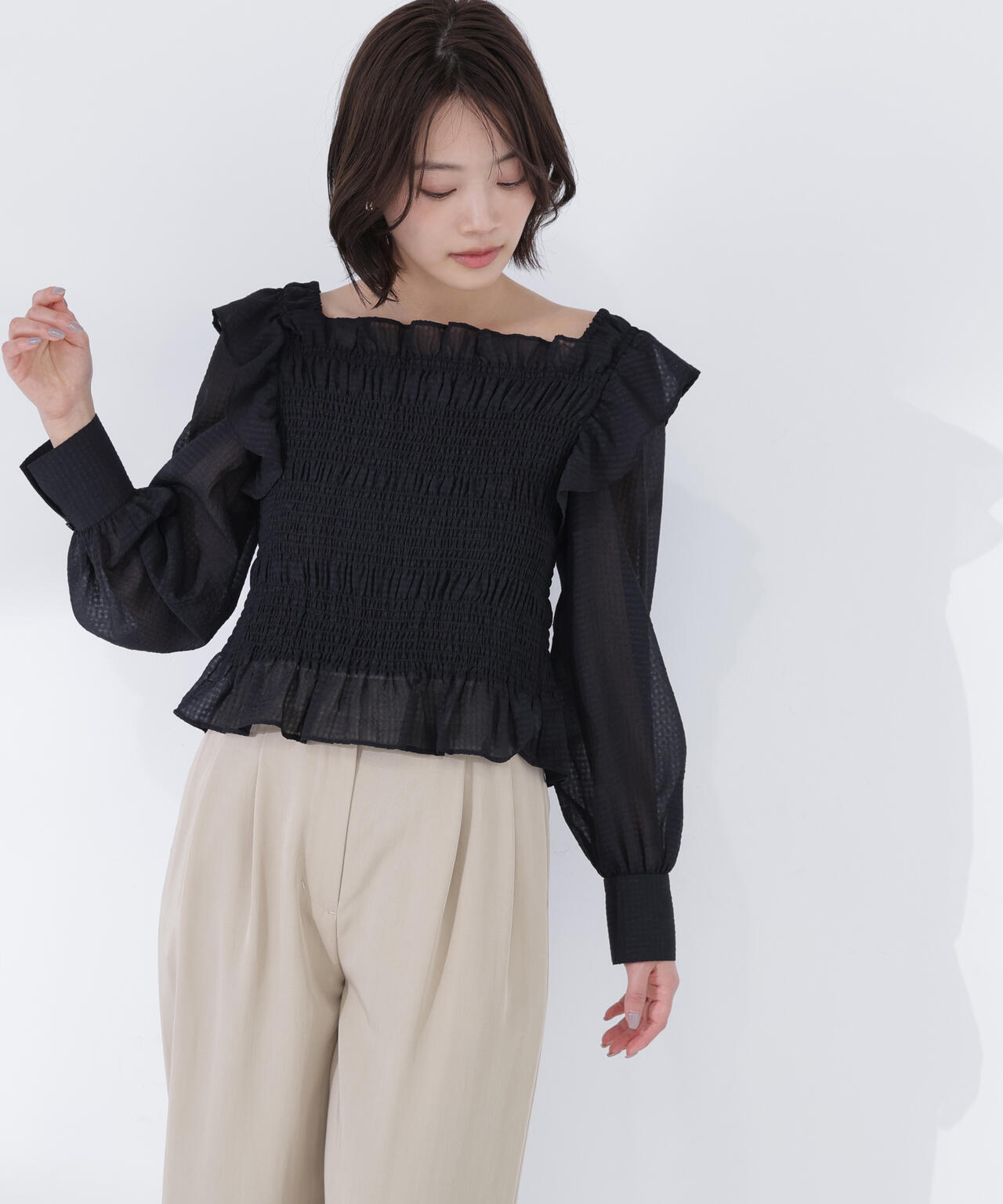 167cm 着用サイズ：FR