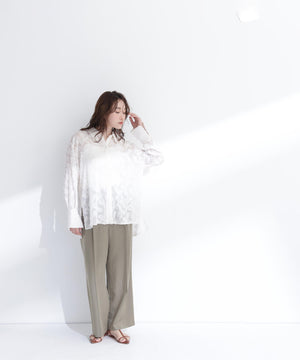 167cm 着用サイズ：FR