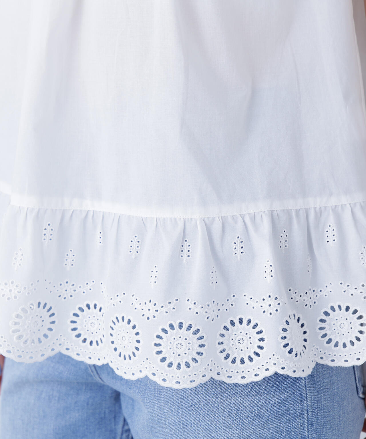 コットン刺繍ブラウス