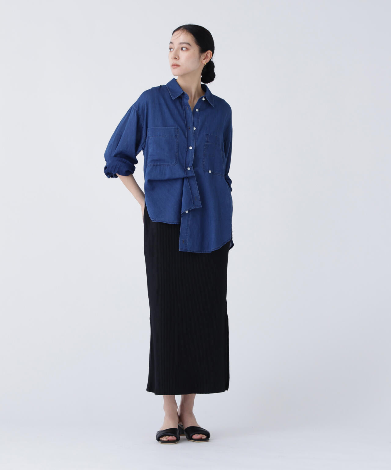 168cm B81cm W60cm H89cm 着用サイズ：FR
