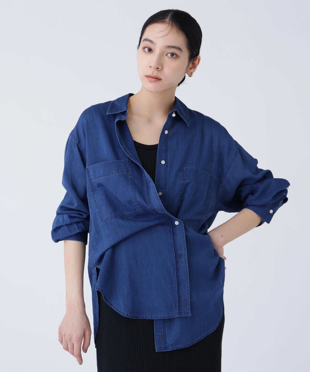 168cm B81cm W60cm H89cm 着用サイズ：FR