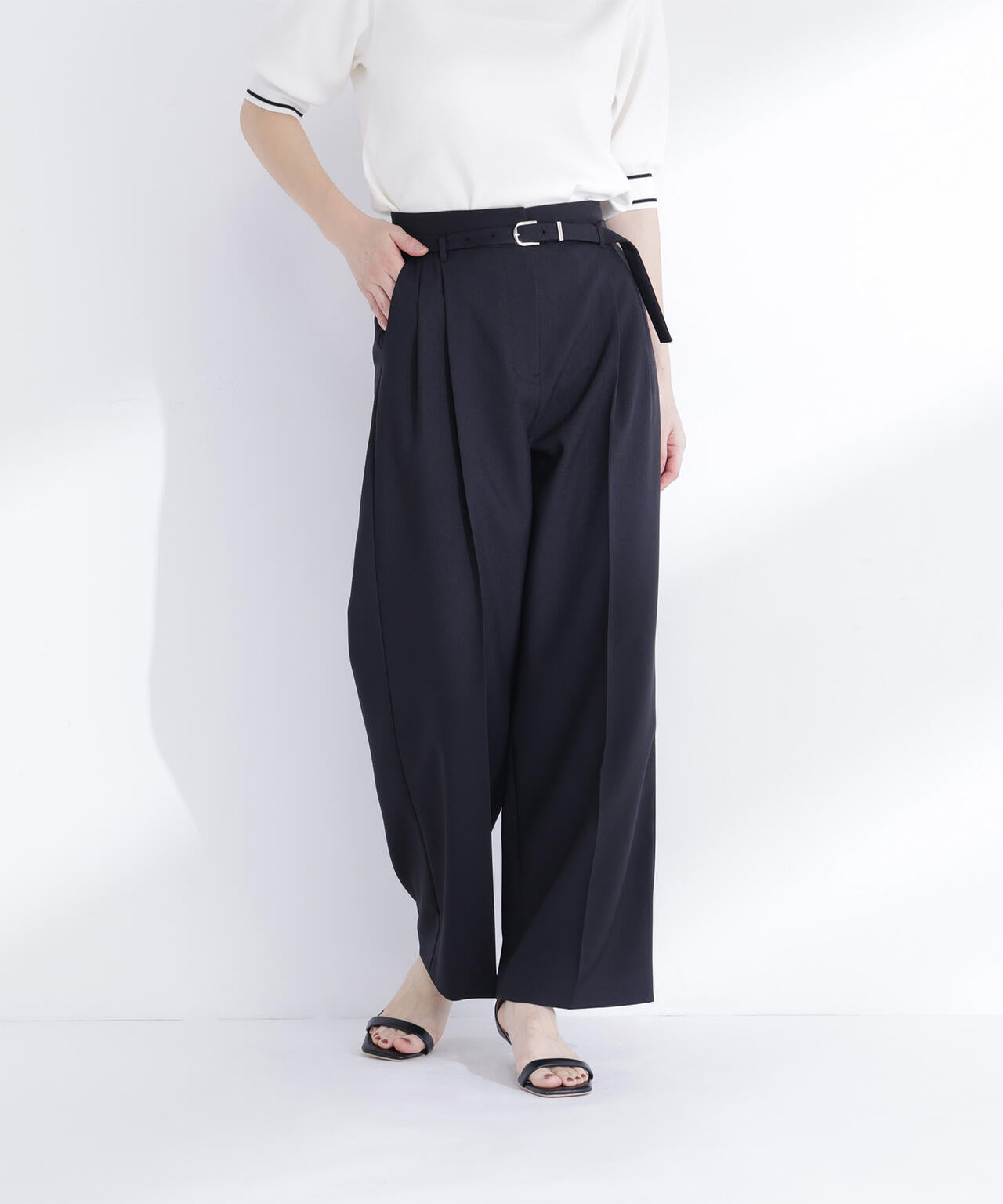 ＜Oggi.jp掲載＞＜ちょうど、いい服＞はいたら沼！美脚ワイドパンツ