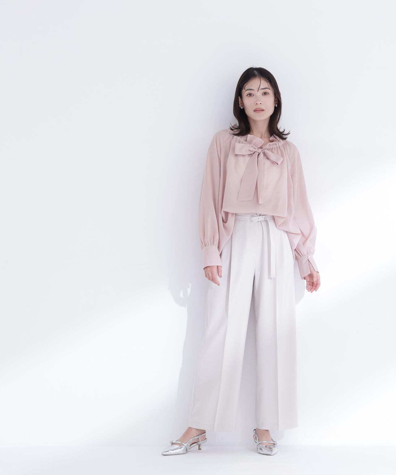 ＜Oggi.jp掲載＞＜ちょうど、いい服＞はいたら沼！美脚ワイドパンツ