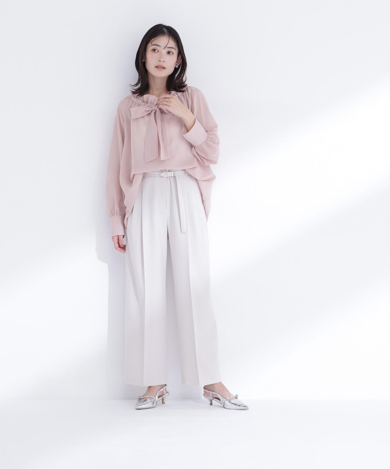＜Oggi.jp掲載＞＜ちょうど、いい服＞はいたら沼！美脚ワイドパンツ
