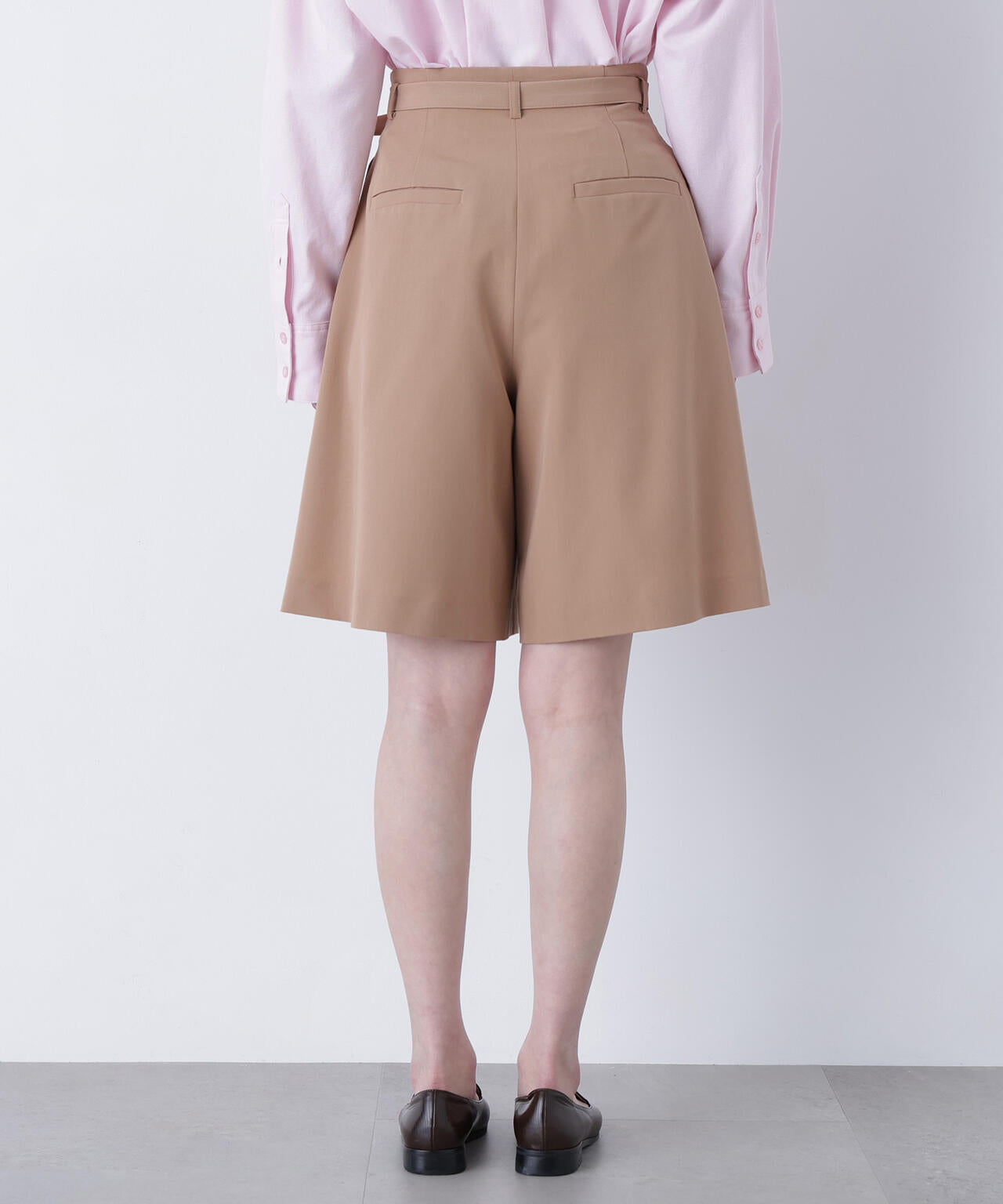 ベルテッドショートパンツ