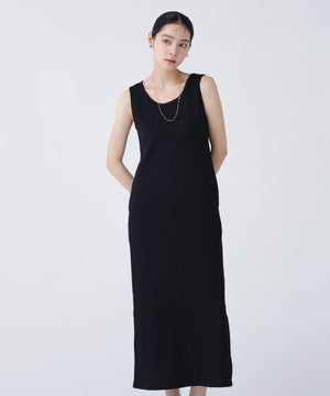 168cm B81cm W60cm H89cm 着用サイズ：M