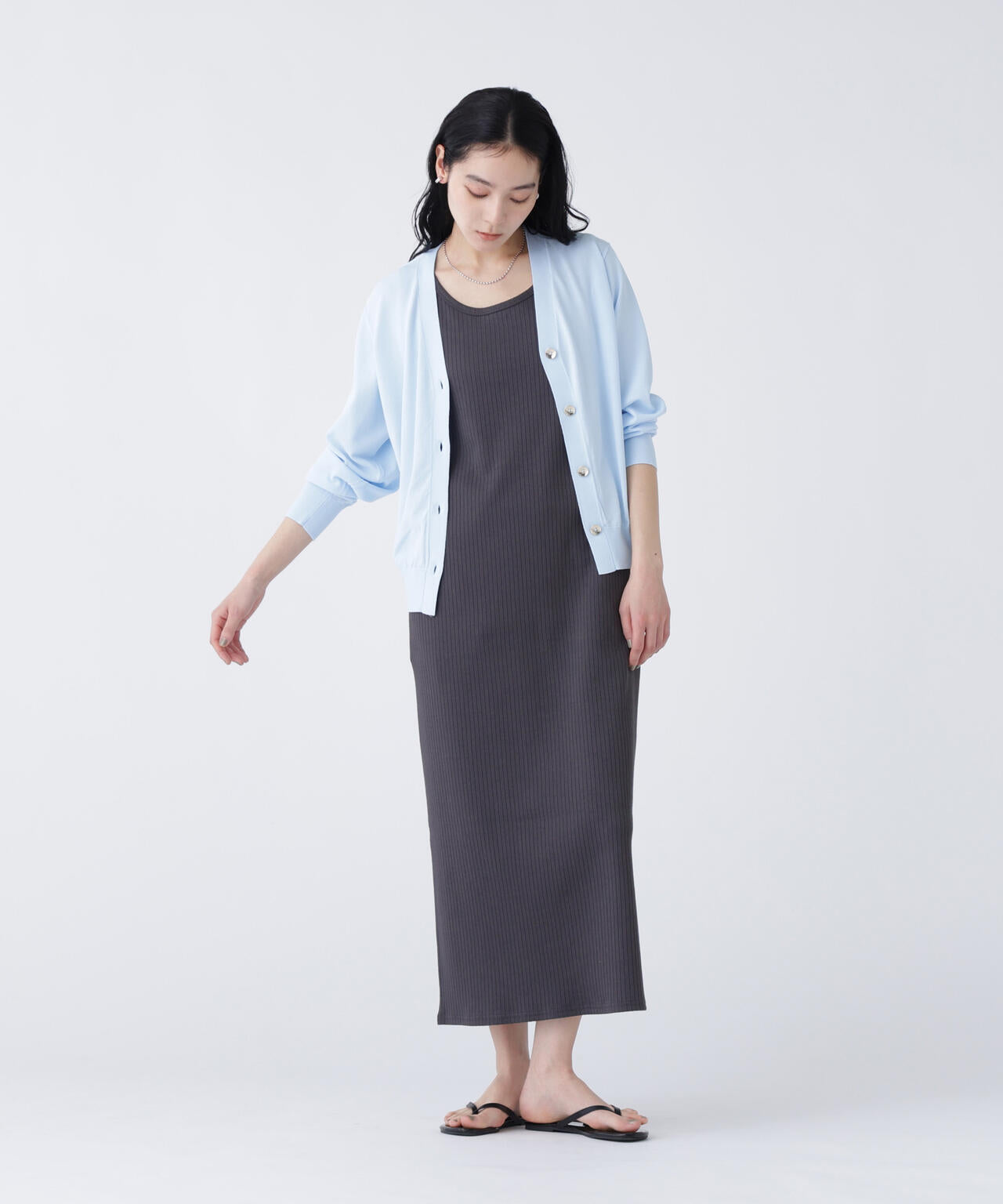 168cm B81cm W60cm H89cm 着用サイズ：M