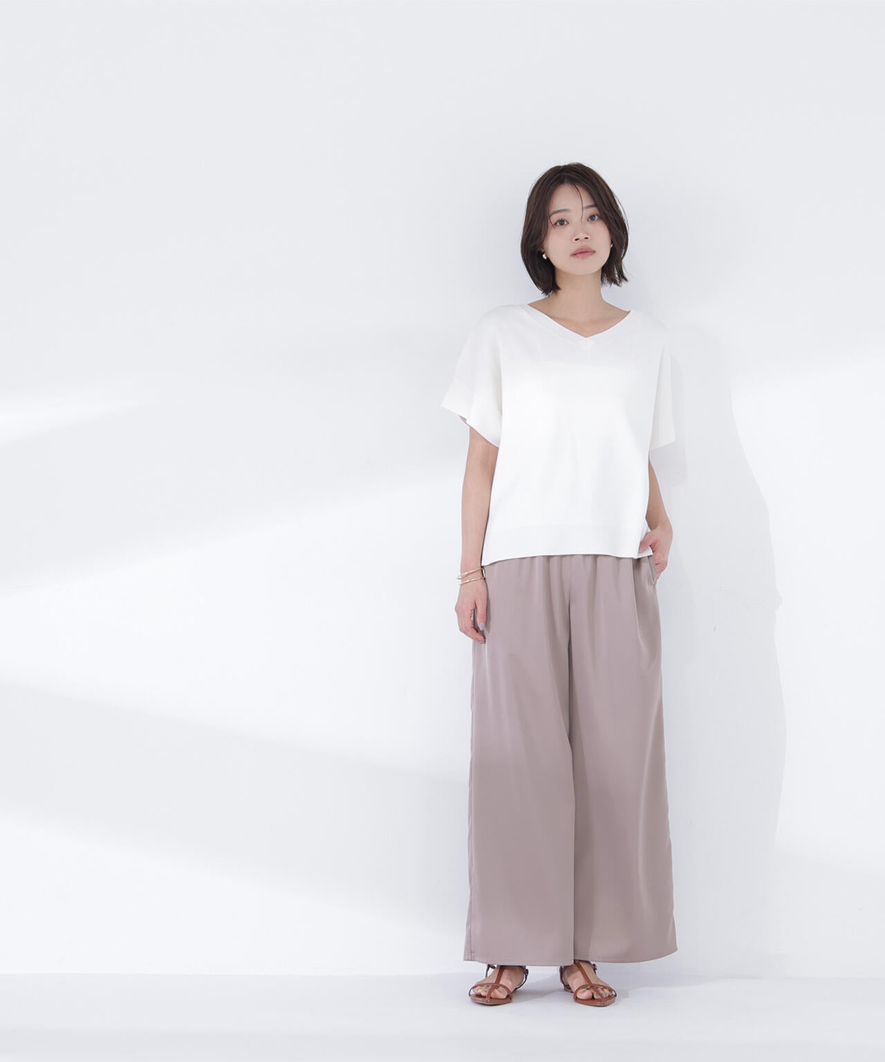 ＜sweet掲載＞総針ベーシック Vネックニット