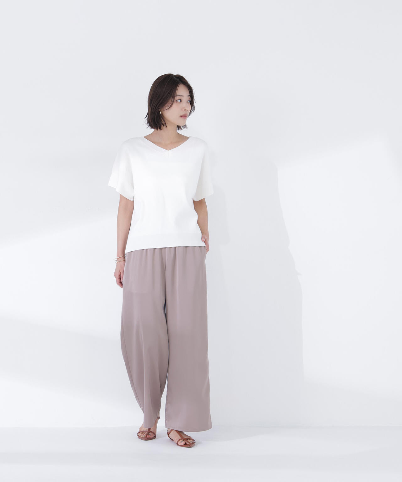 ＜sweet掲載＞総針ベーシック Vネックニット