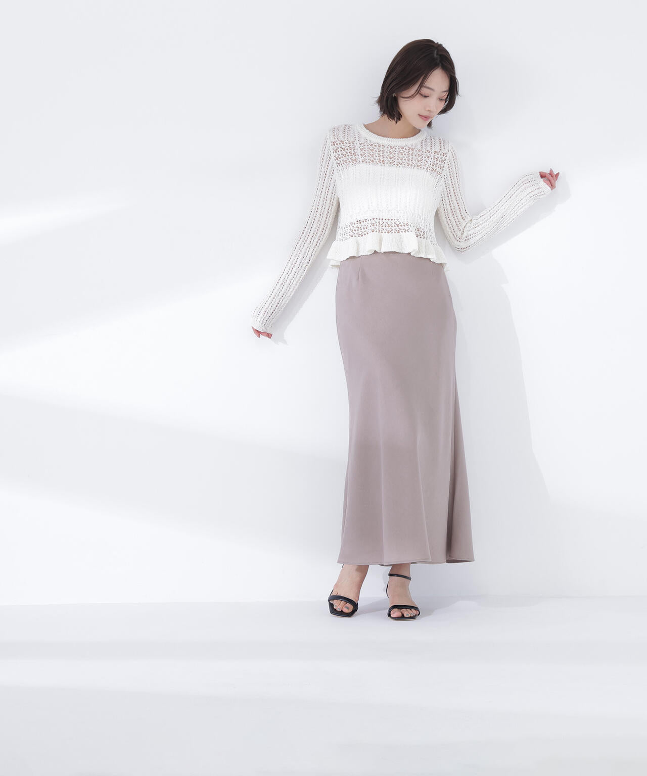 ＜sweet掲載＞クロップドレースメッシュニット