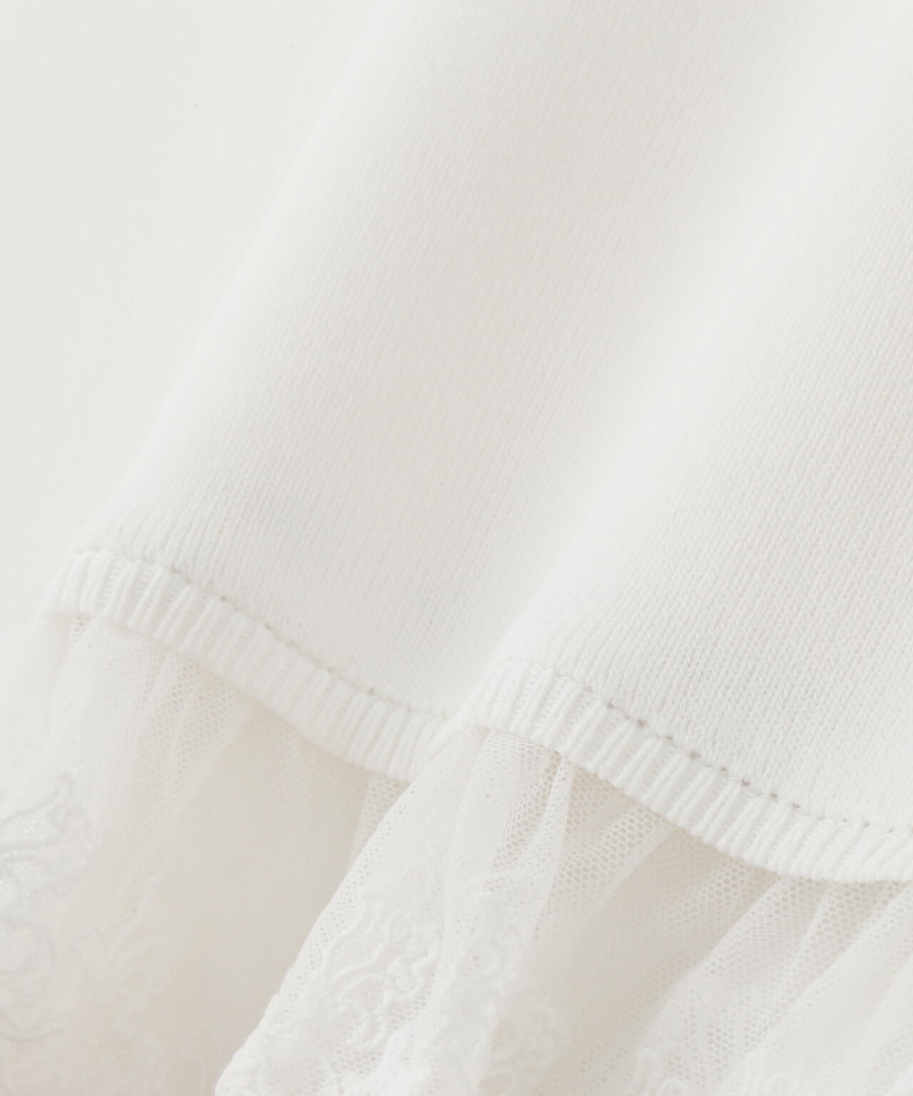 168cm 着用サイズ：FR