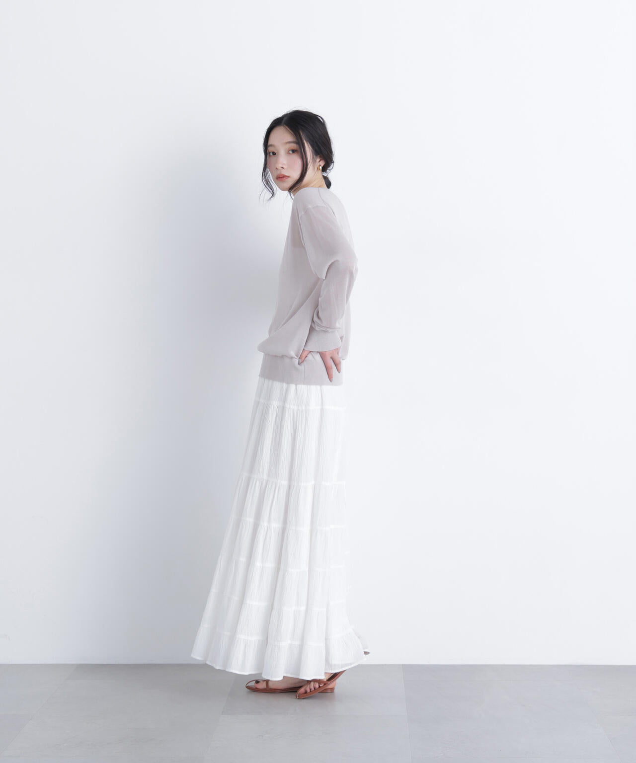 シアーボクシーニット
