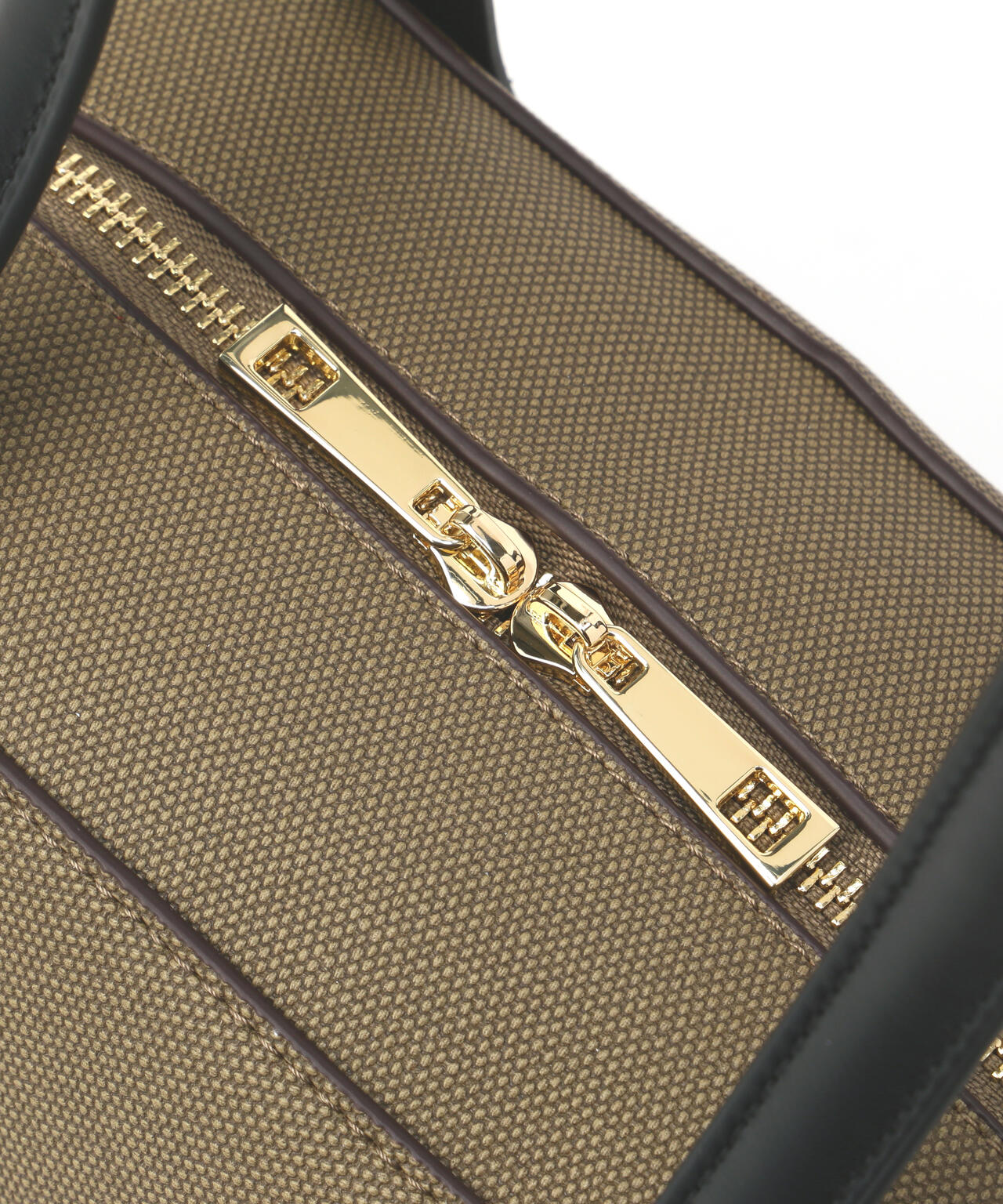 ＜CLASSY.掲載＞チャームデコラキャンバスボストンバッグ