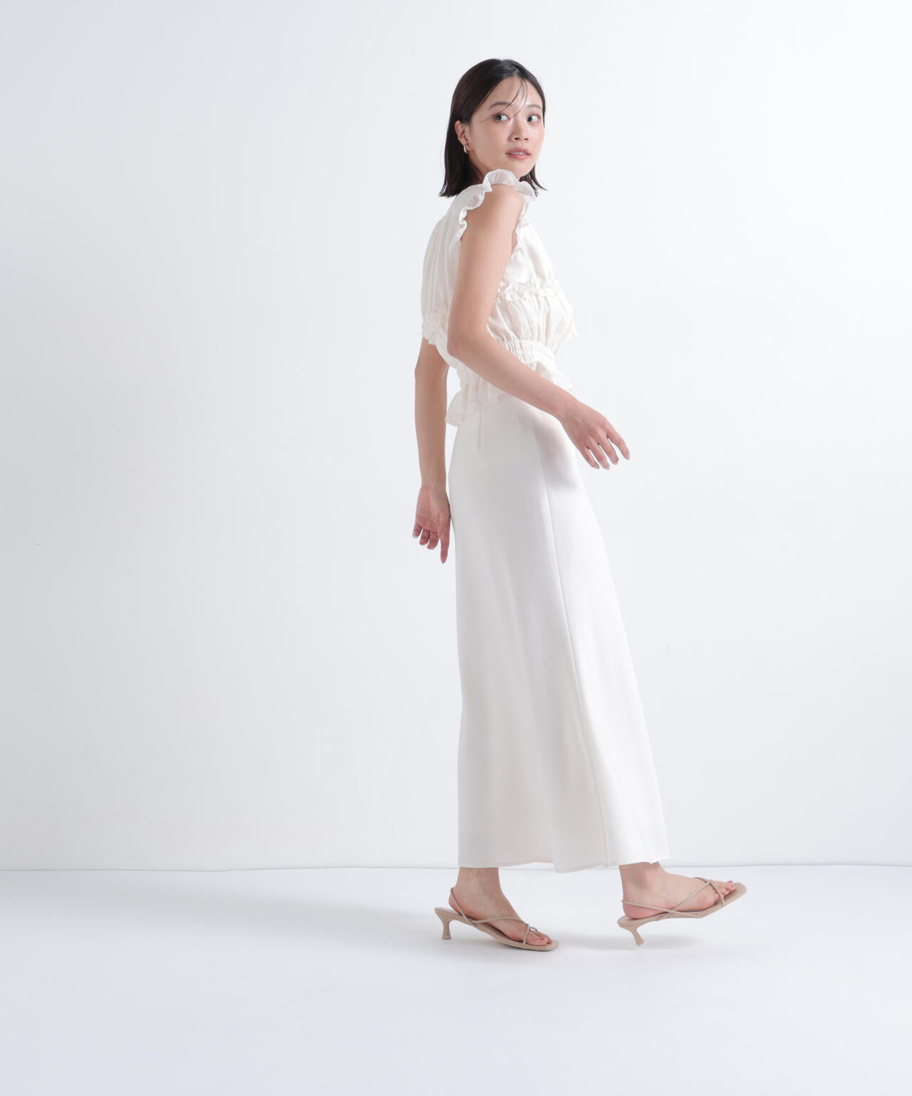 167cm 着用サイズ：FR