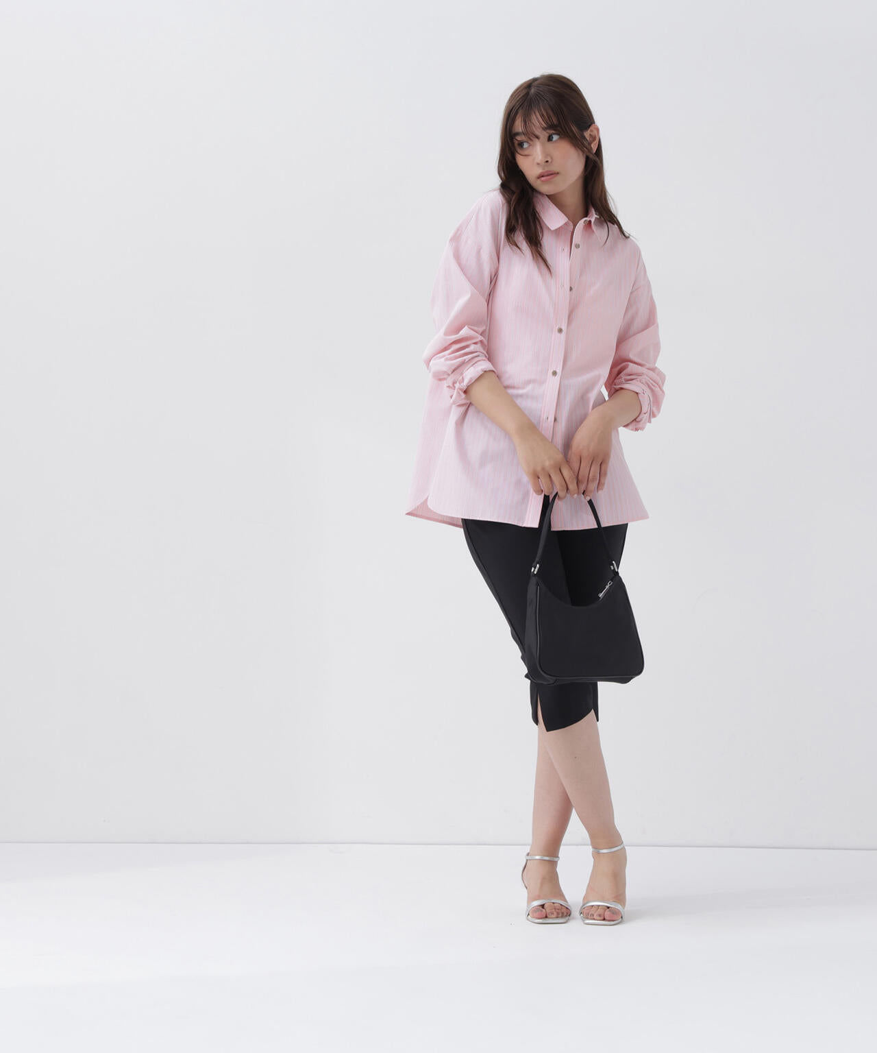 168cm 着用サイズ：FR