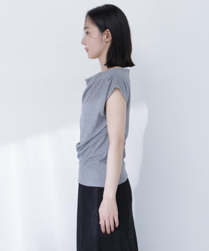 163cm 着用サイズ：FR
