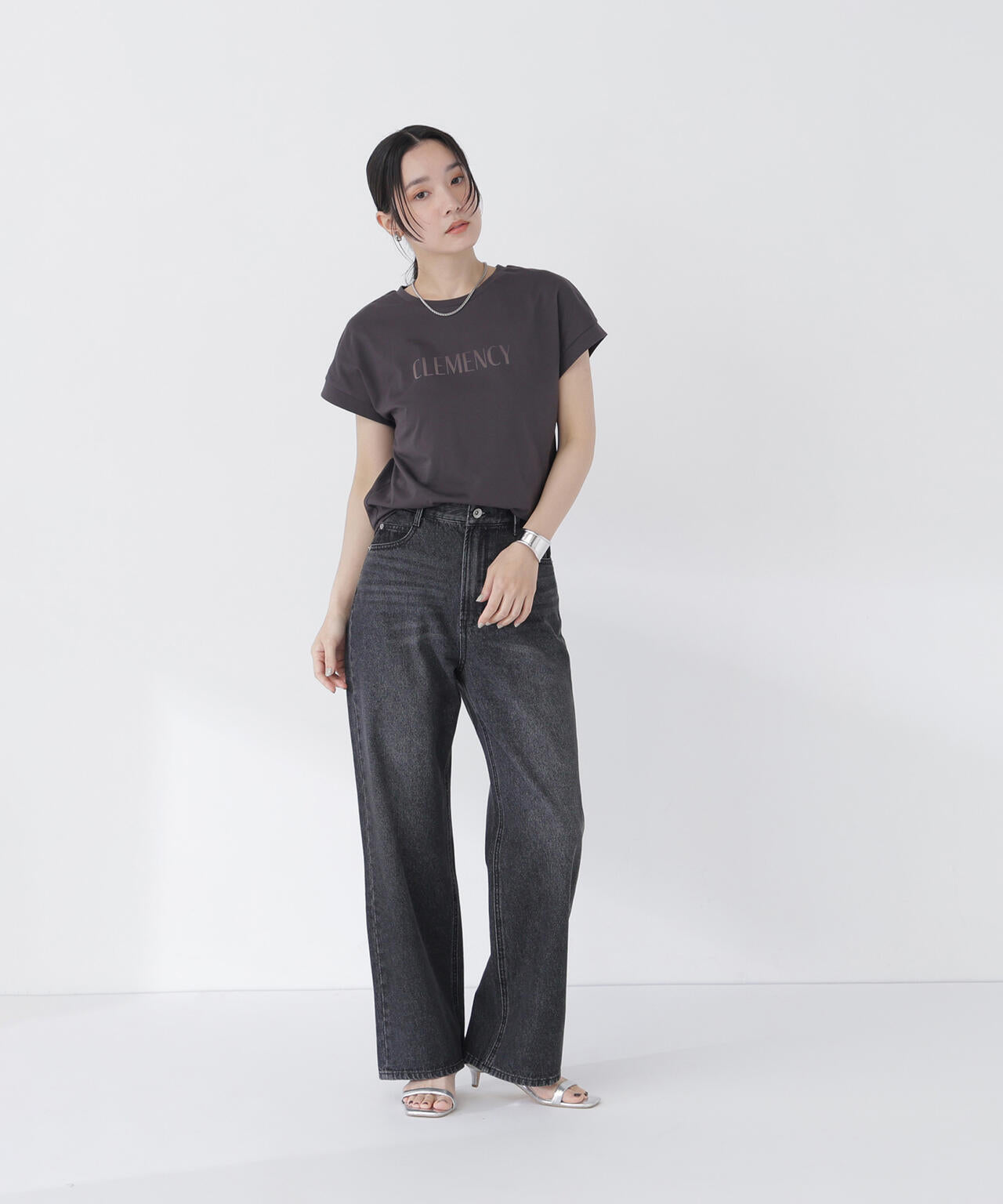 165cm 着用サイズ：FR