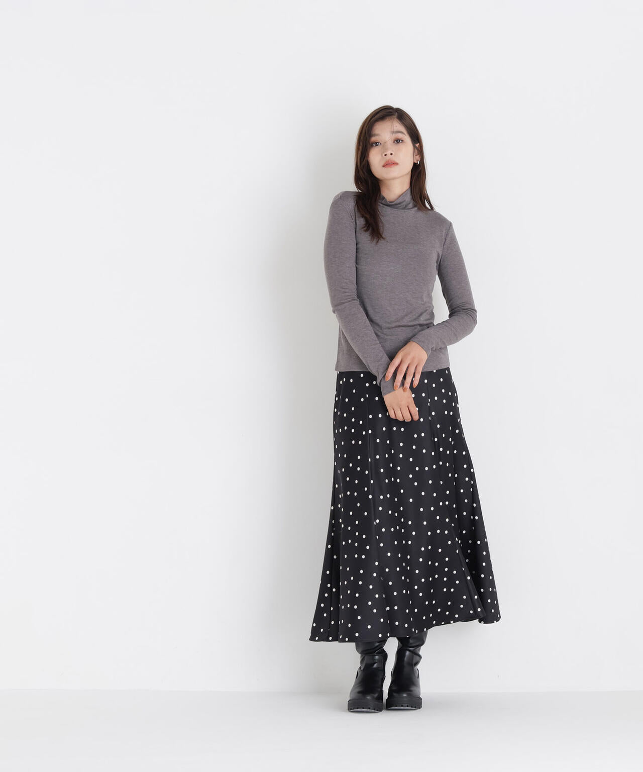 168cm 着用サイズ：FR