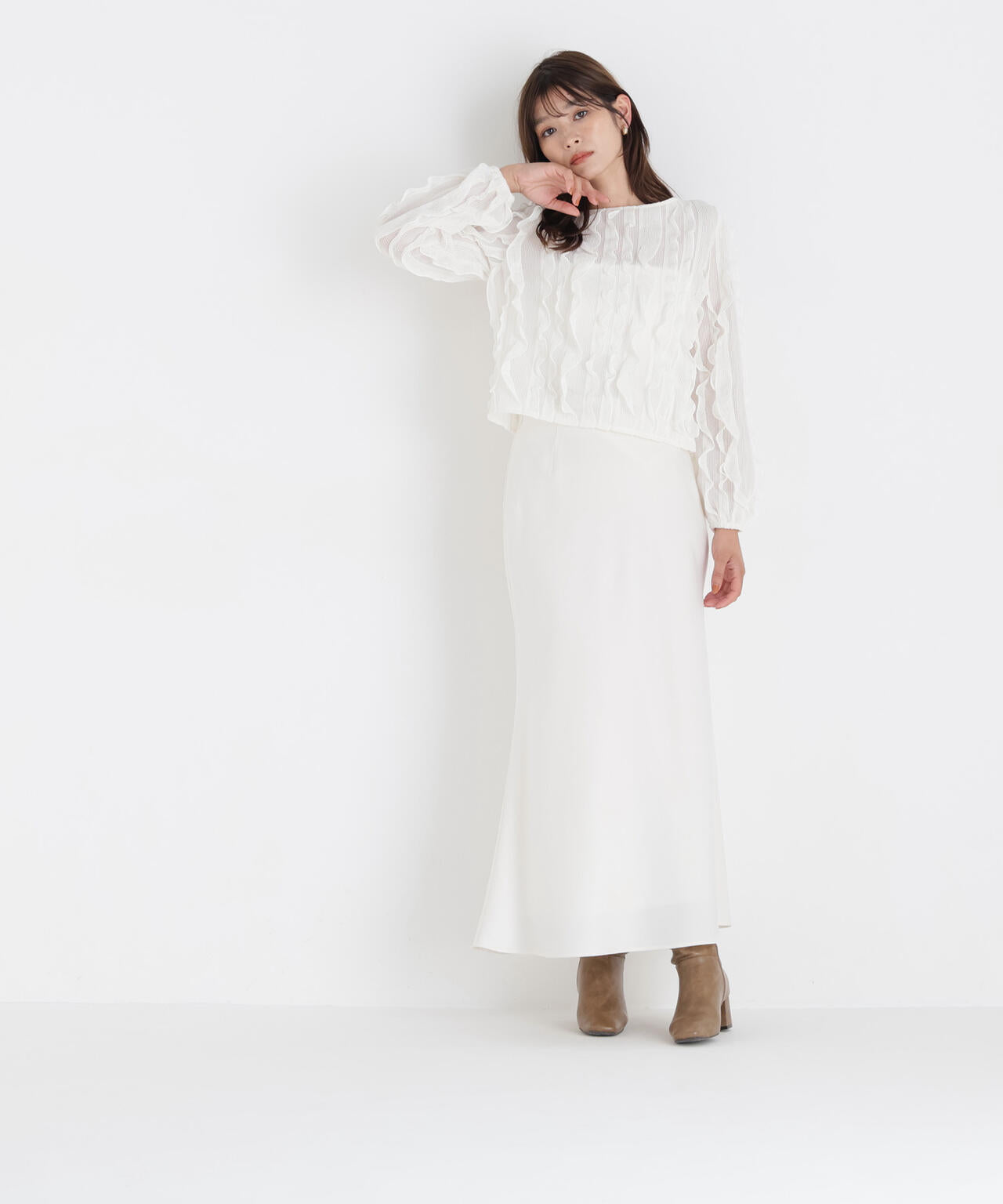 168cm 着用サイズ：FR