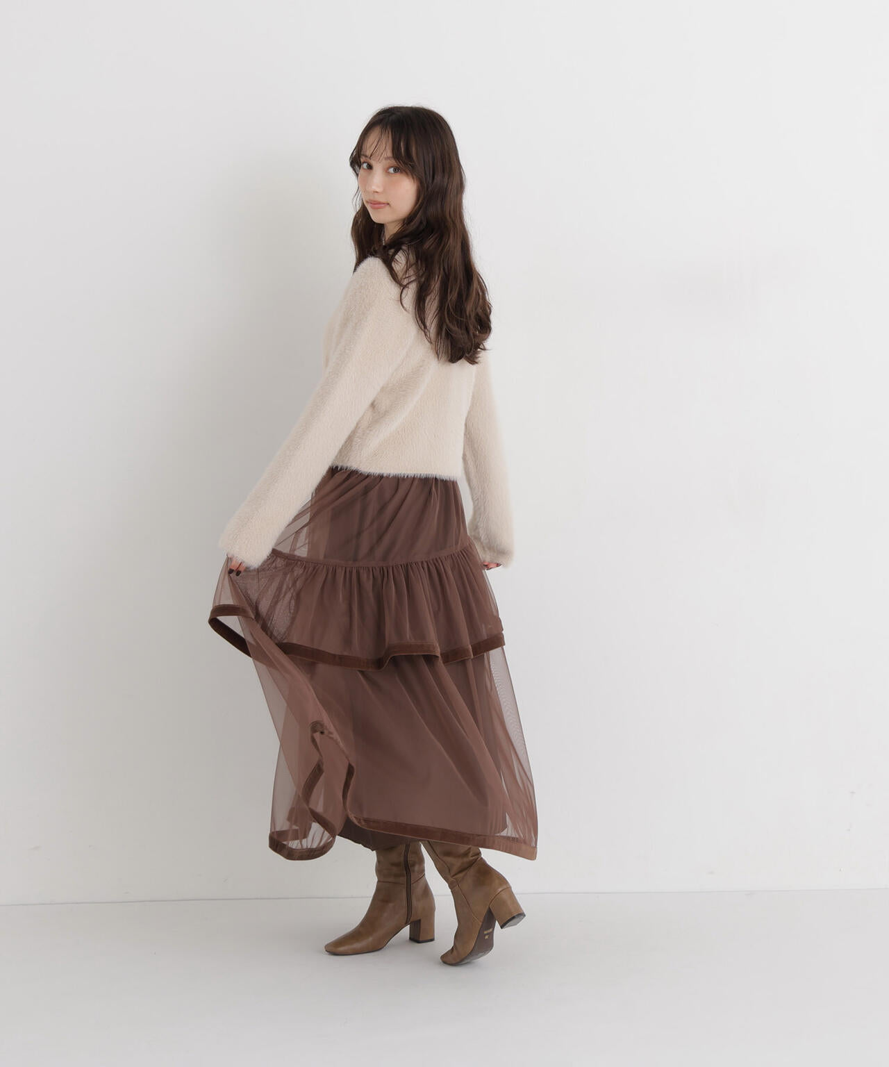 162cm B:86 W:62 H:86 着用サイズ：FR
