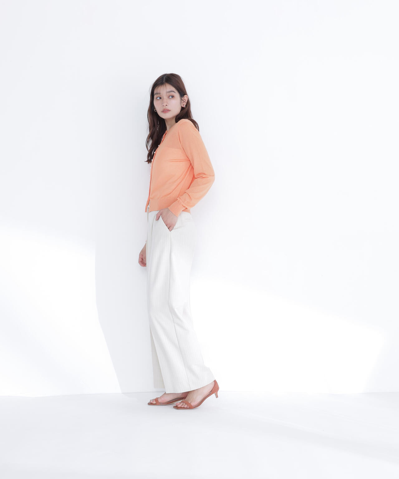 168cm 着用サイズ：FR
