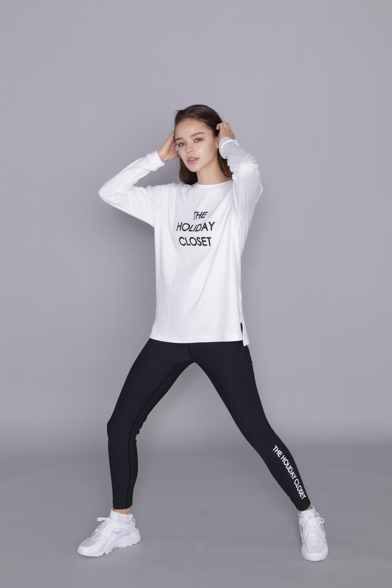 [THE HOLIDAY CLOSET] ロゴロンT