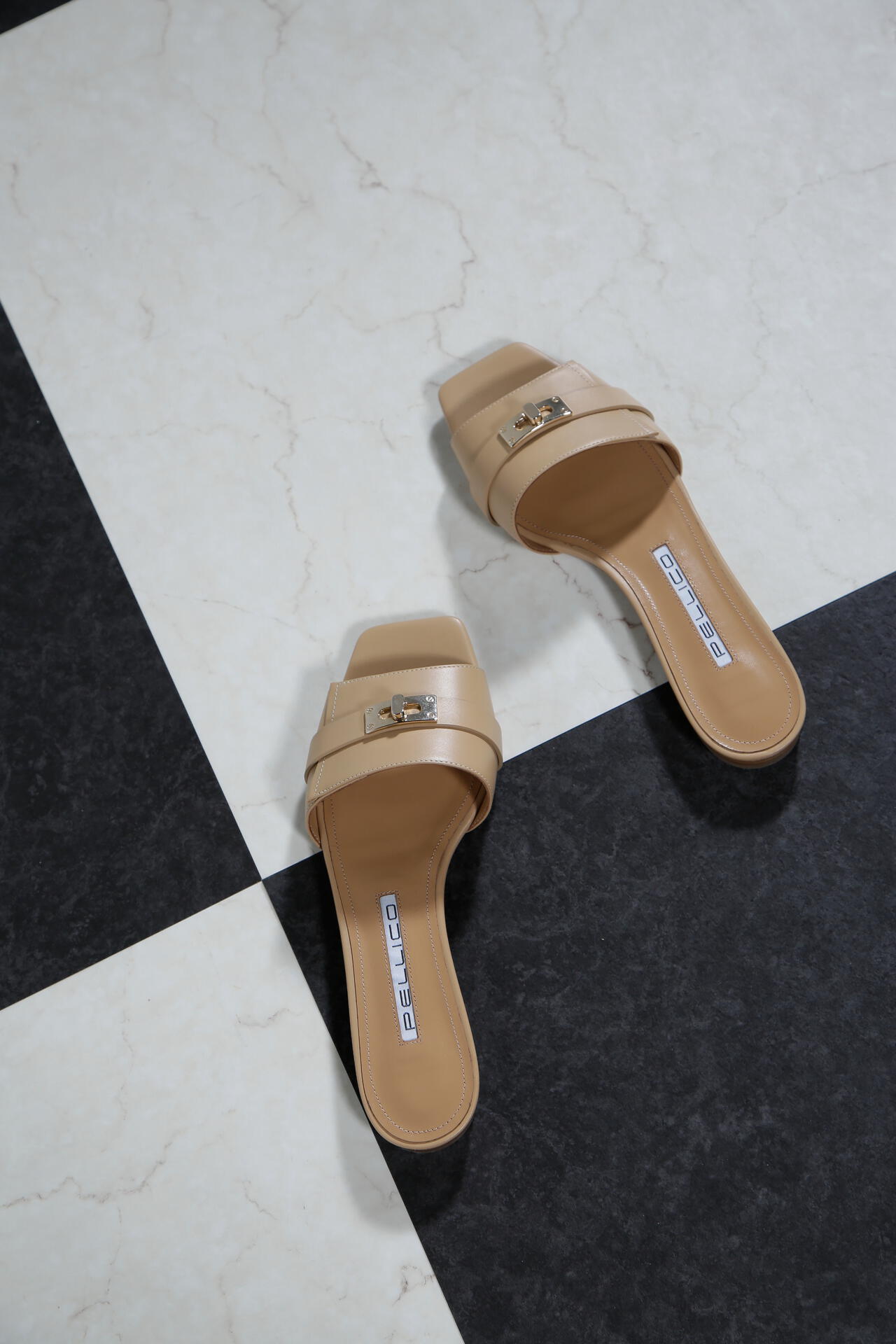 ［PELLICO］SILVER GANCETTO SANDAL_