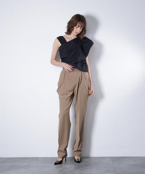 H 177cm B 76cm W 61cm H 89cm 着用サイズ：38