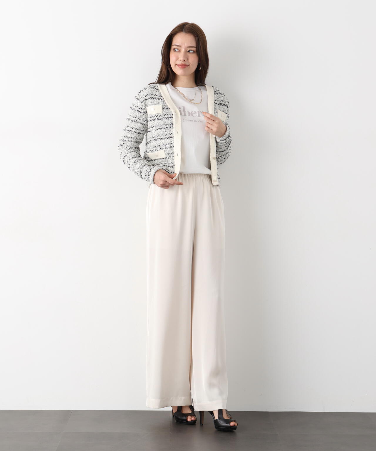 「Ｌｉｂｅｒｔｅ」ロングＴシャツ