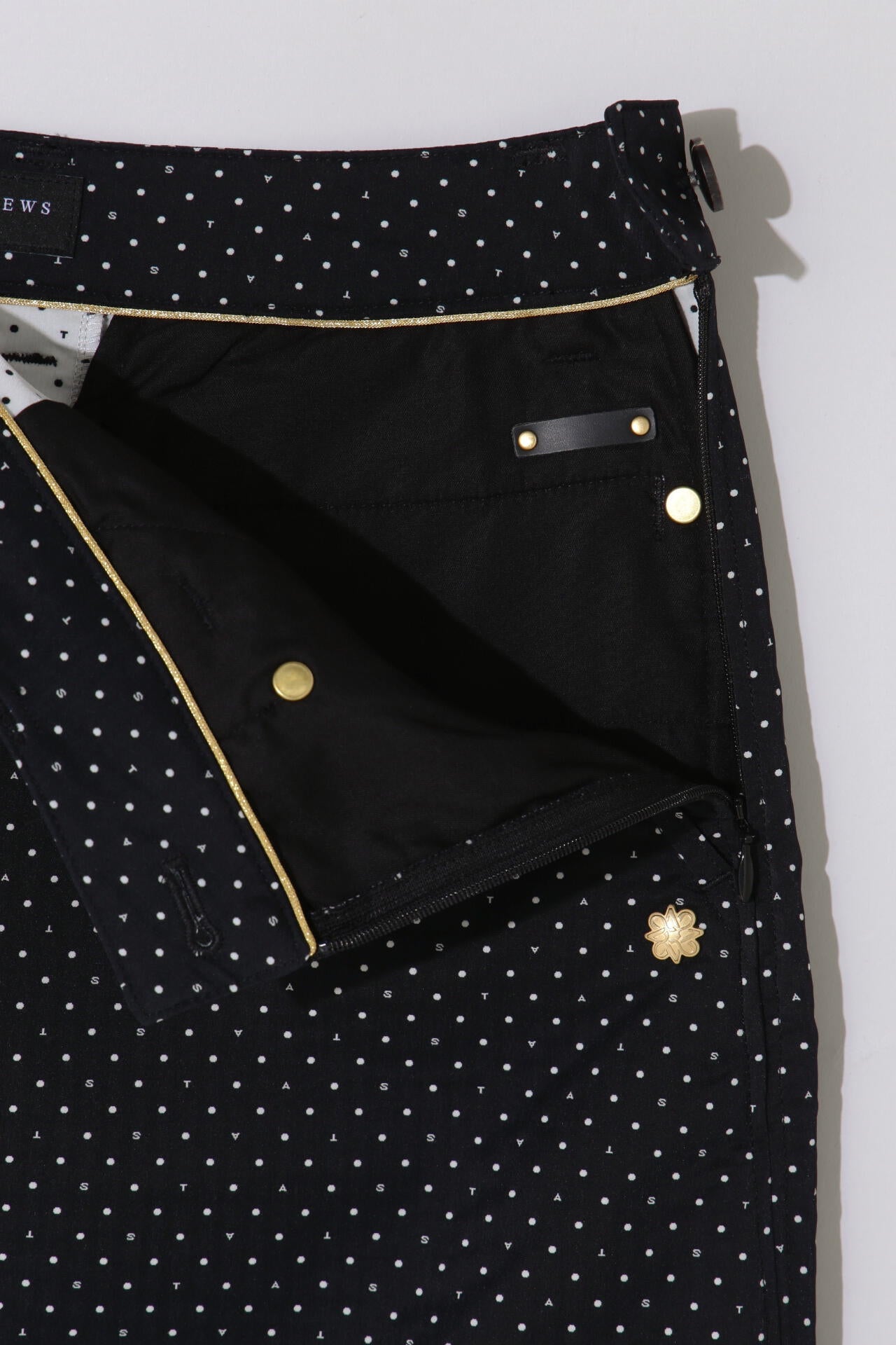 ピンドットロゴジャガードスカート (WOMENS)