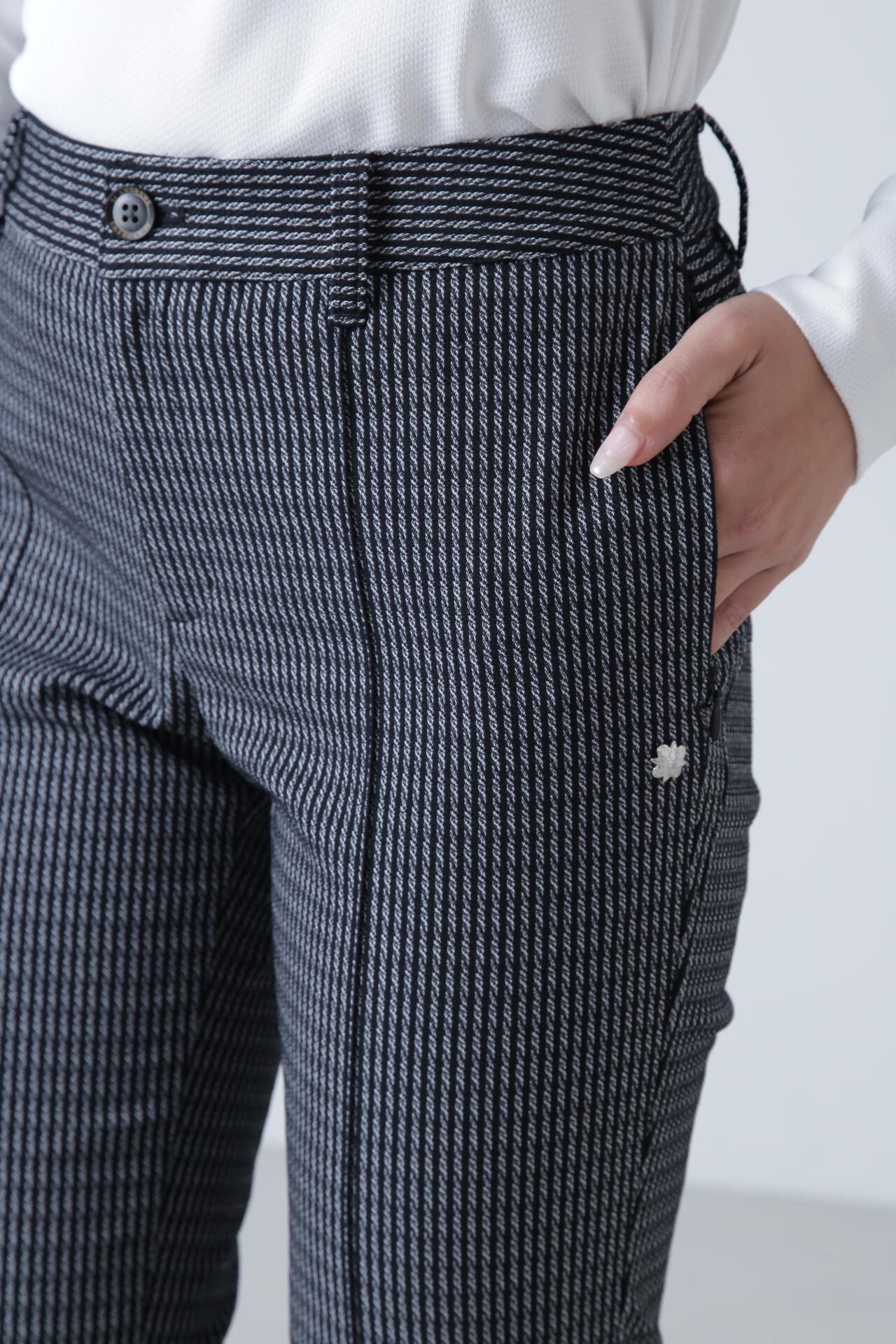 ストライプウェーブストレッチパンツ (WOMENS)