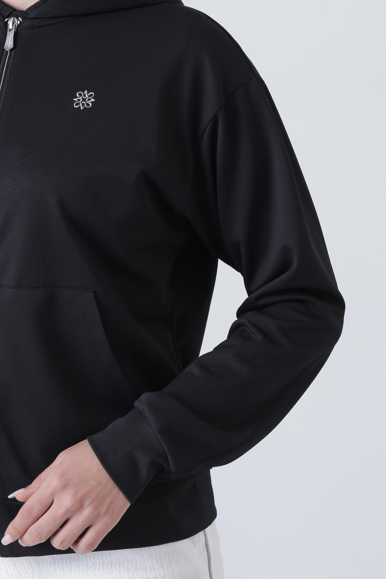 TRUBEAUTEアルマジロフーディー (WOMENS)