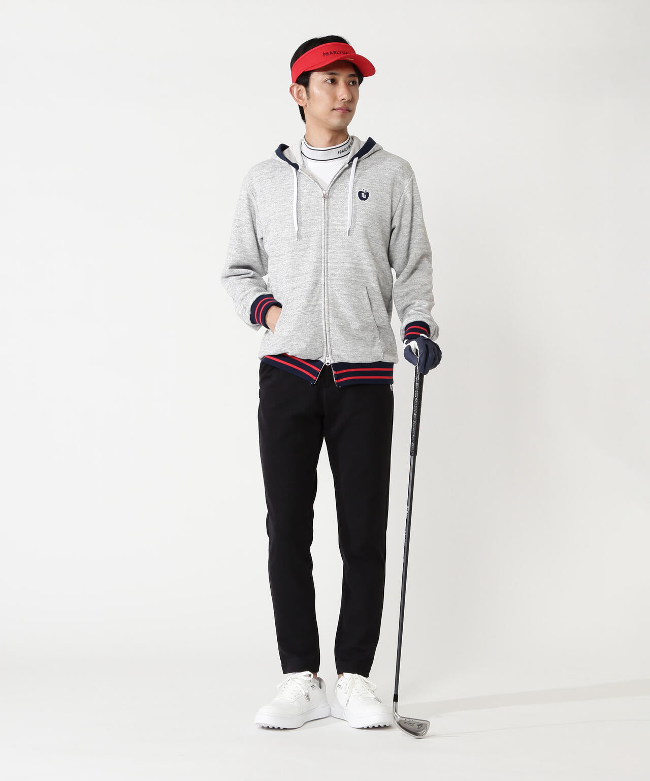 H:182cm/C:93/W:77/H:91 着用サイズ：5