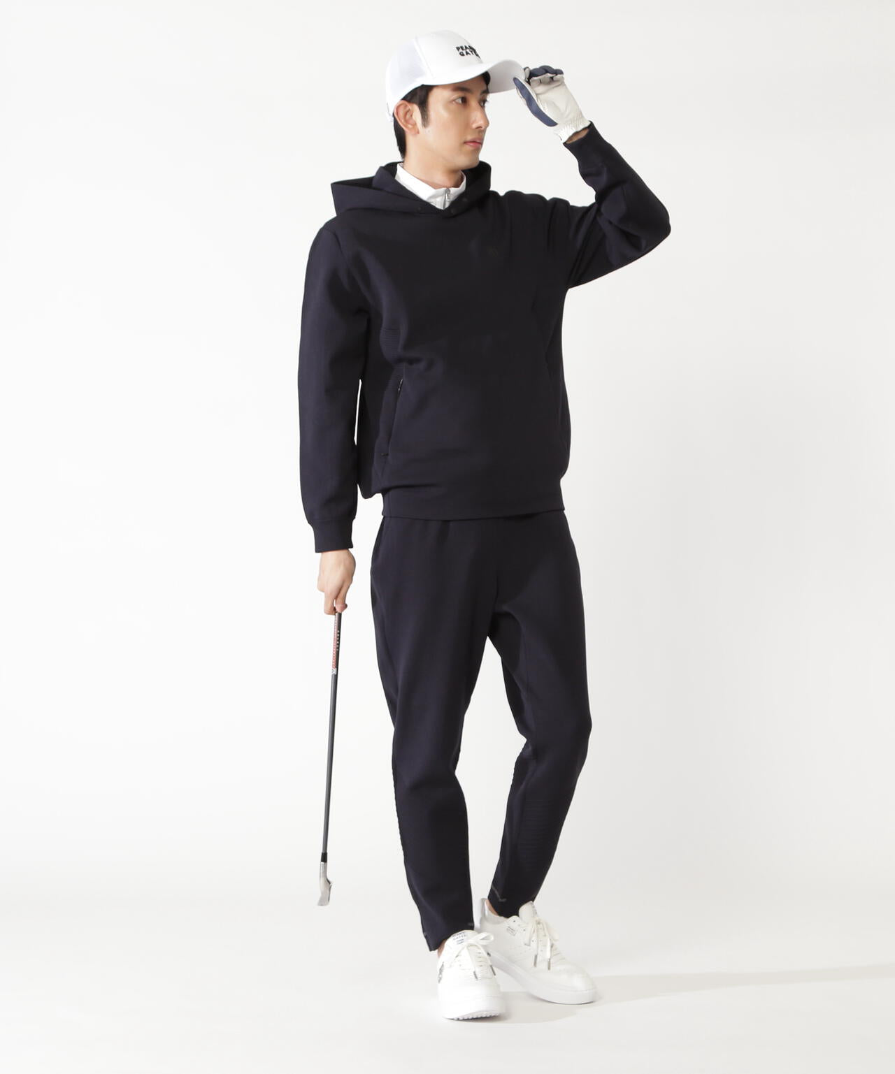 H:182cm/C:93/W:77/H:91 着用サイズ：5